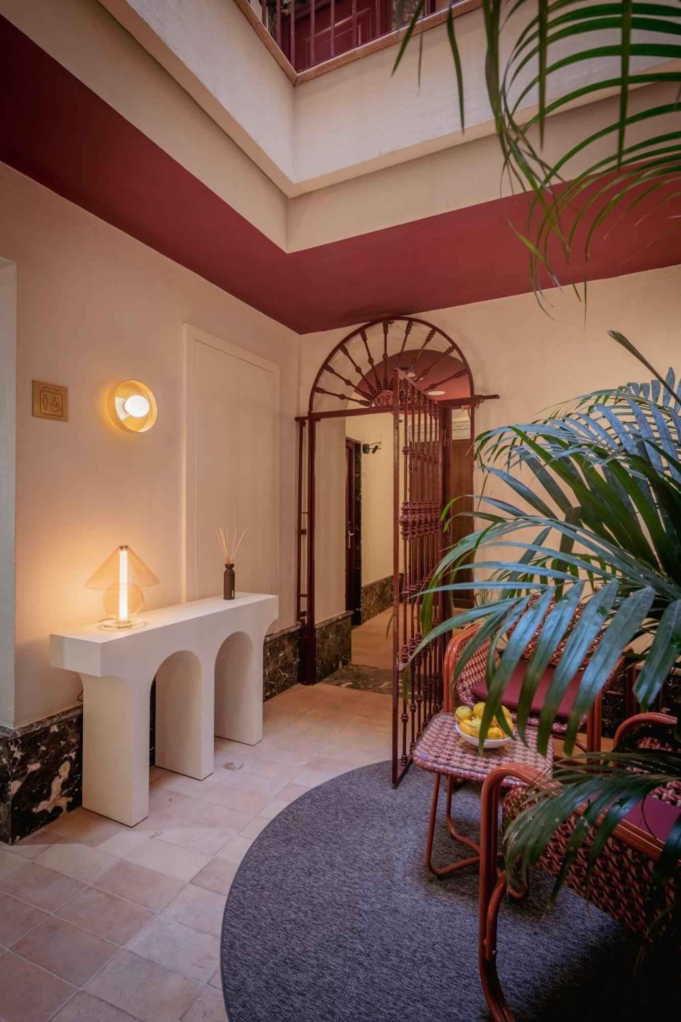 Lirium Casa Patio Hotel Sevilla Eksteriør billede