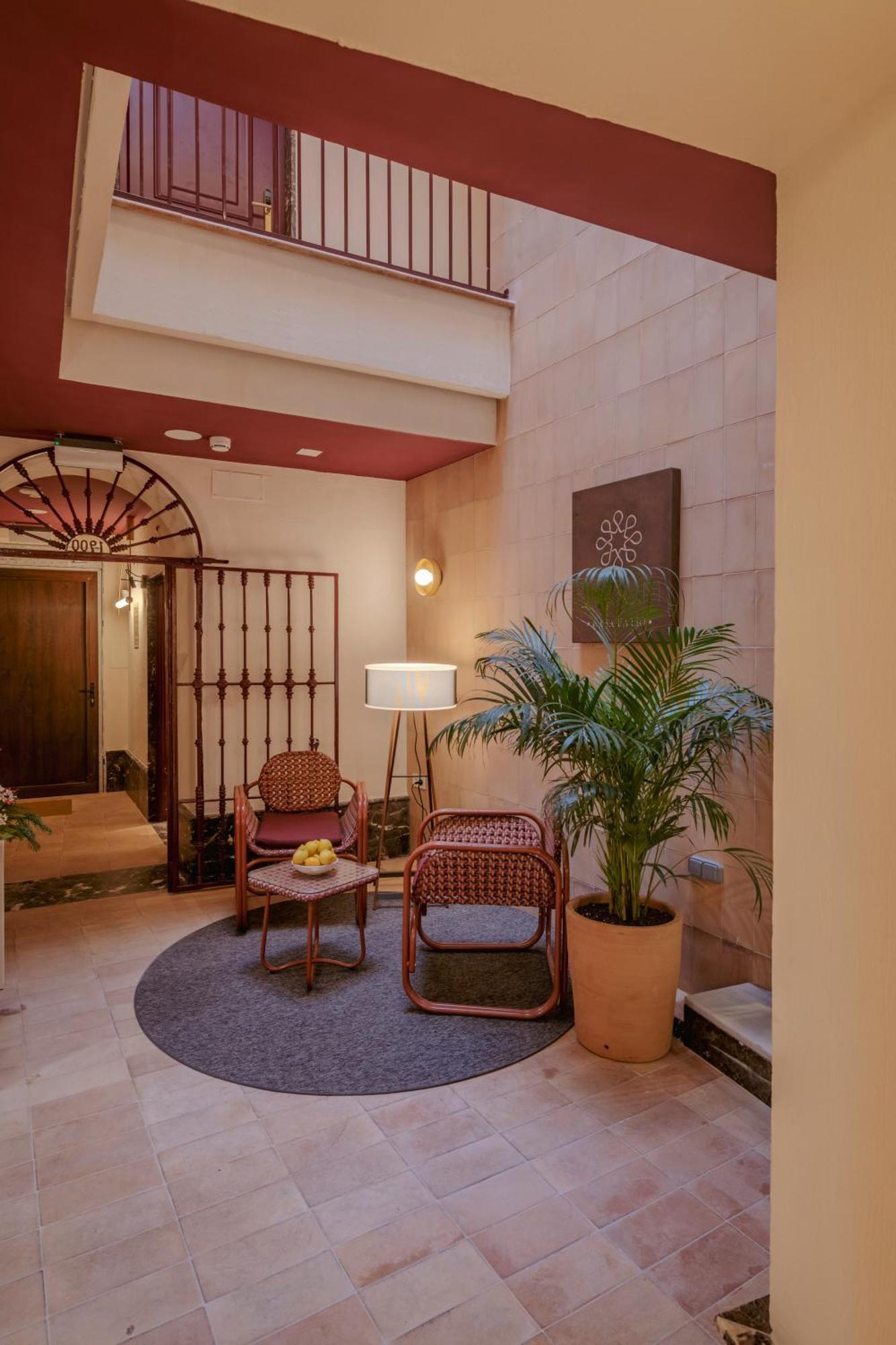 Lirium Casa Patio Hotel Sevilla Eksteriør billede